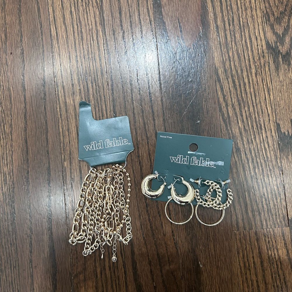 NEW Bundle Women Earring and Bracelet From Wild Fable